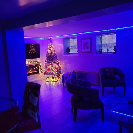 Lovely 2 Bedroom Apartment With 2 Entrance And Parking نيو يورك المظهر الخارجي الصورة